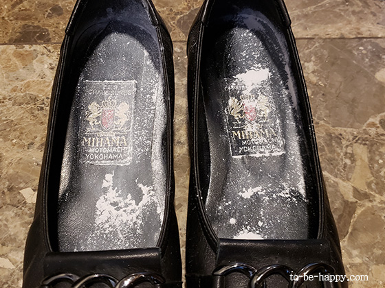 グランズレメディで靴の臭い消臭する方法